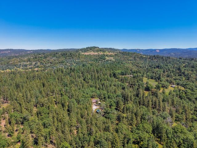 2399 Campo Flores Ln, West Point, CA 95255