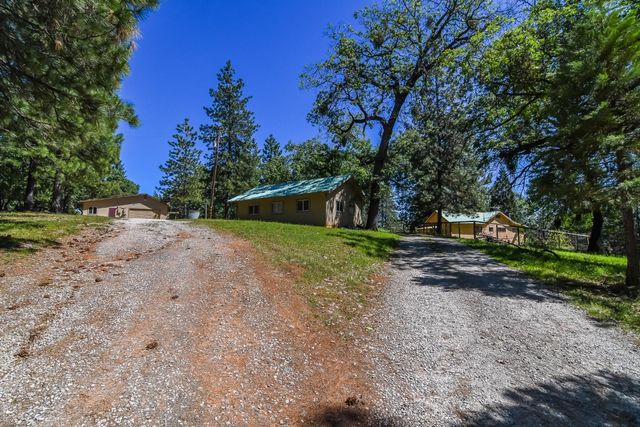 2399 Campo Flores Ln, West Point, CA 95255