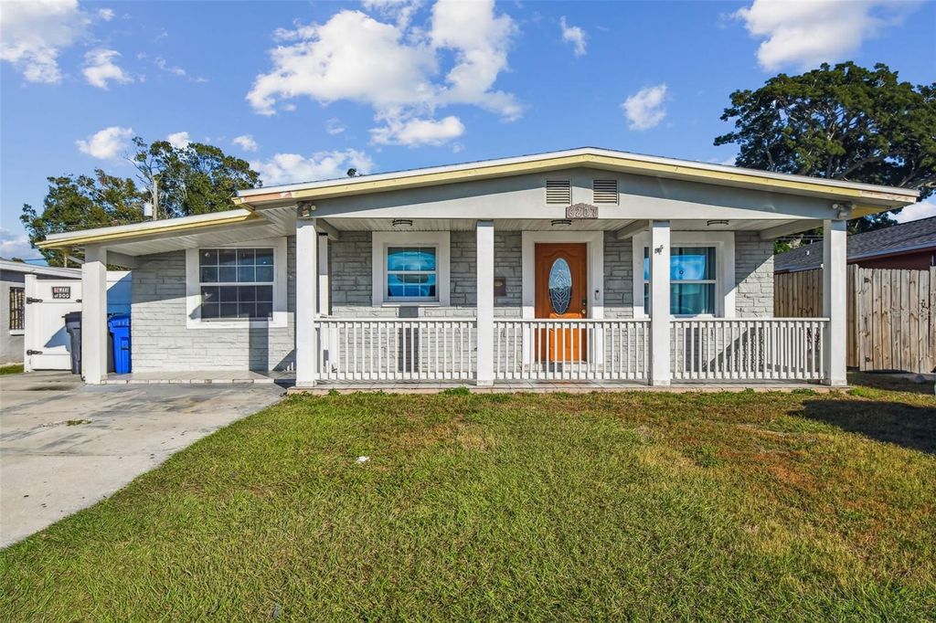 6207 N MANHATTAN AVENUE, Tampa, FL 33614