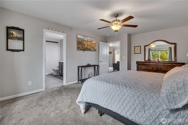 963 Bondgard Avenue, Enumclaw, WA 98022