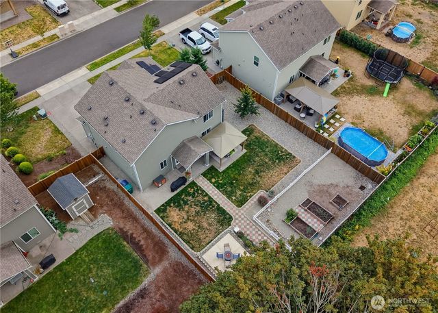 963 Bondgard Avenue, Enumclaw, WA 98022
