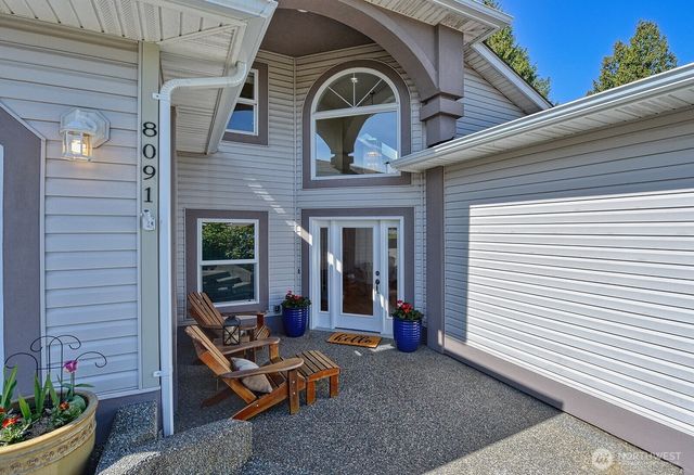 8091 Kispiox Road, Blaine, WA 98230
