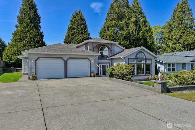 8091 Kispiox Road, Blaine, WA 98230