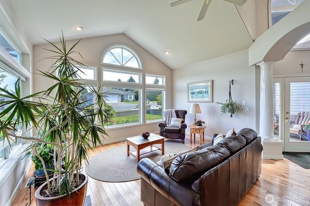 8091 Kispiox Road, Blaine, WA 98230