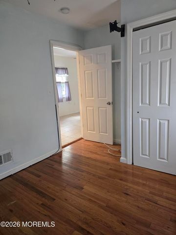 17 Birchwood Drive, Cliffwood, NJ 07735