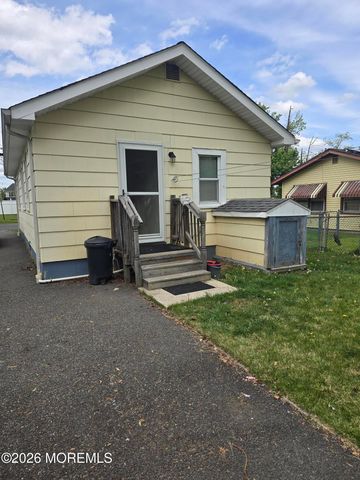17 Birchwood Drive, Cliffwood, NJ 07735