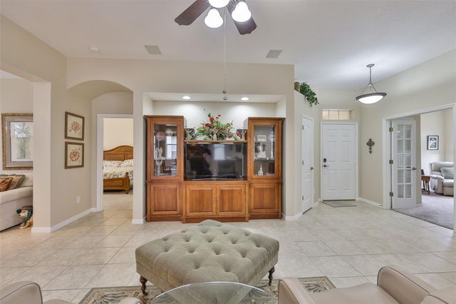 1118 EMERALD DUNES DRIVE, Sun City Center, FL 33573