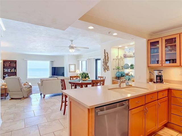 5207 S ATLANTIC AVENUE 422, New Smyrna Beach, FL 32169