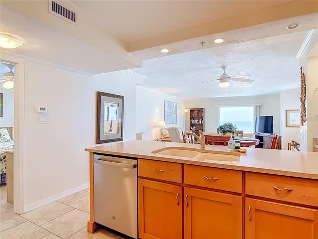 5207 S ATLANTIC AVENUE 422, New Smyrna Beach, FL 32169
