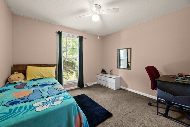 1534 Armistead Dr, Clarksville, TN 37042