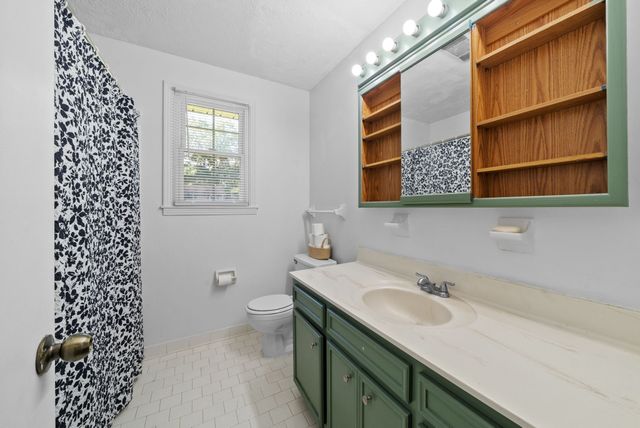 1534 Armistead Dr, Clarksville, TN 37042