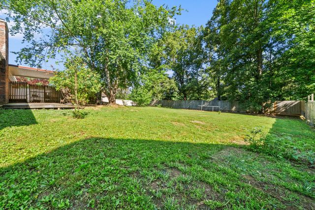 1534 Armistead Dr, Clarksville, TN 37042