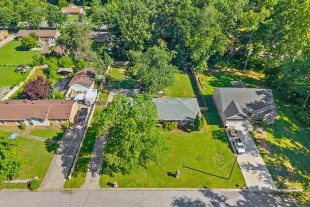 1534 Armistead Dr, Clarksville, TN 37042