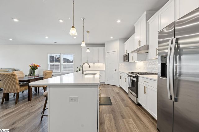 42 Comanche Trail, Greenville, SC 29607