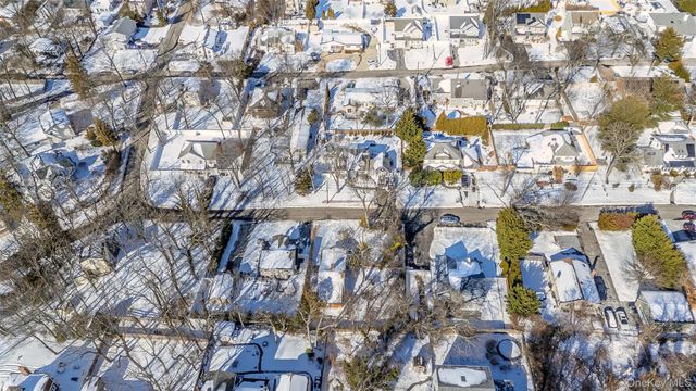 40 Hawthorne Road, Rocky Point, NY 11778