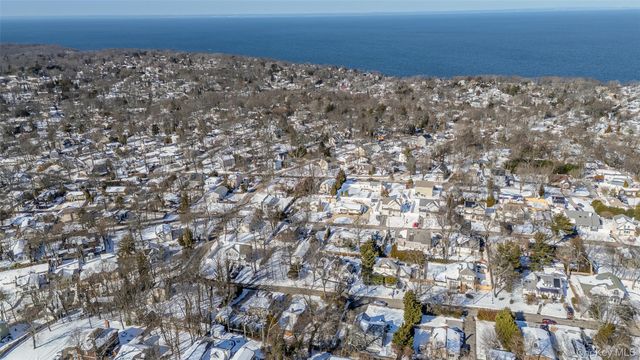 40 Hawthorne Road, Rocky Point, NY 11778