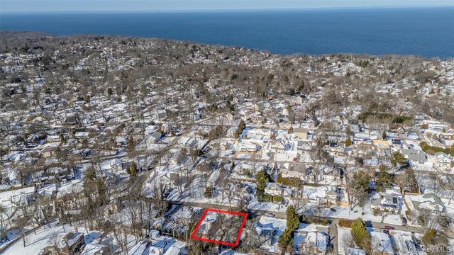 40 Hawthorne Road, Rocky Point, NY 11778