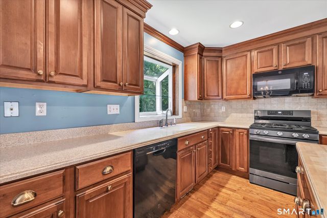 20 Enrica Rita Way 20, Stratford, CT 06614