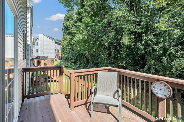 20 Enrica Rita Way 20, Stratford, CT 06614
