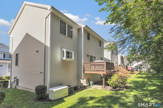 20 Enrica Rita Way 20, Stratford, CT 06614