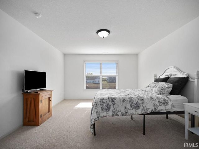 13071 Slash Pass, Fort Wayne, IN 46818