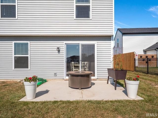 13071 Slash Pass, Fort Wayne, IN 46818