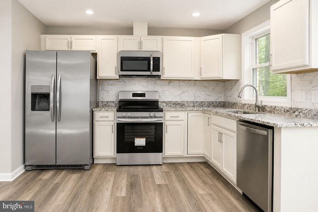 191 WOODBINE DR, Colonial Beach, VA 22443