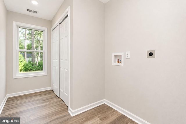 191 WOODBINE DR, Colonial Beach, VA 22443