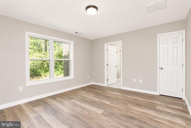 191 WOODBINE DR, Colonial Beach, VA 22443