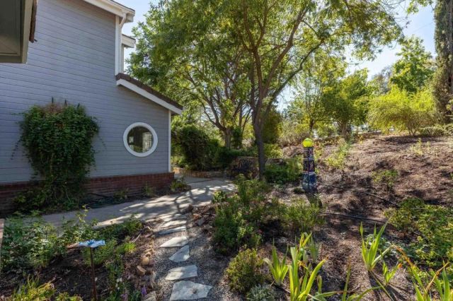 13872 Misty Oak Road, Valley Center, CA 92082