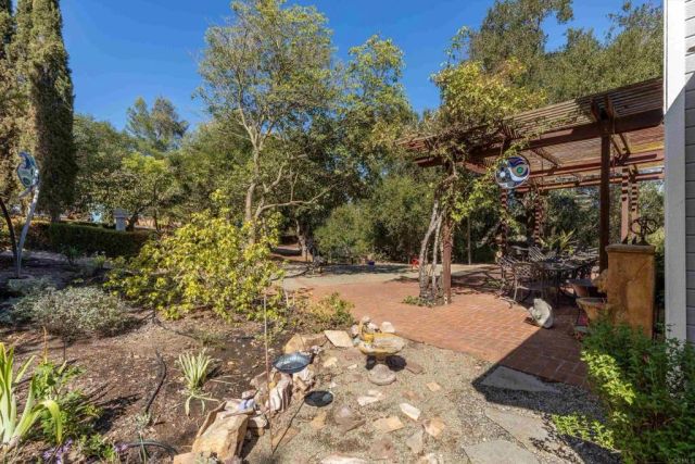 13872 Misty Oak Road, Valley Center, CA 92082