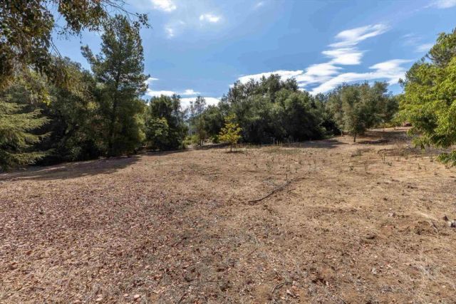 13872 Misty Oak Road, Valley Center, CA 92082