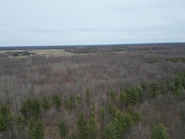 5371 Jensen Road, Fruitport, MI 49415