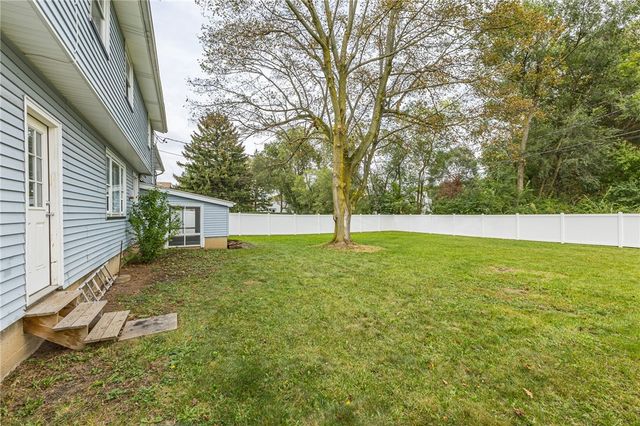 652 Elmgrove Road, Gates, NY 14606