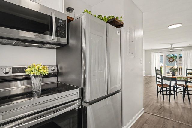 3015 Old Bryan Dr Apt 10-7, Myrtle Beach, SC 29577