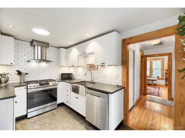 2551 Irving St, Denver, CO 80211