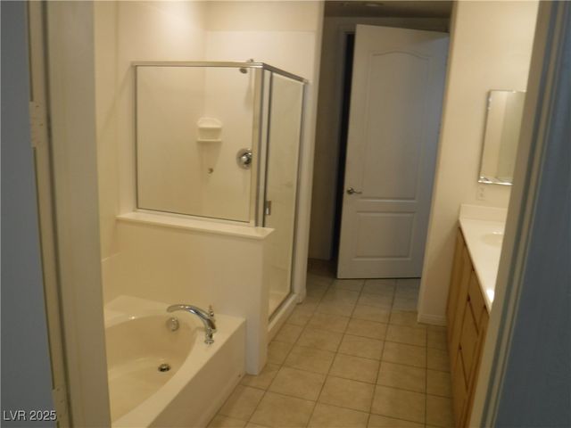 50 East Serene Avenue 204, Las Vegas, NV 89123