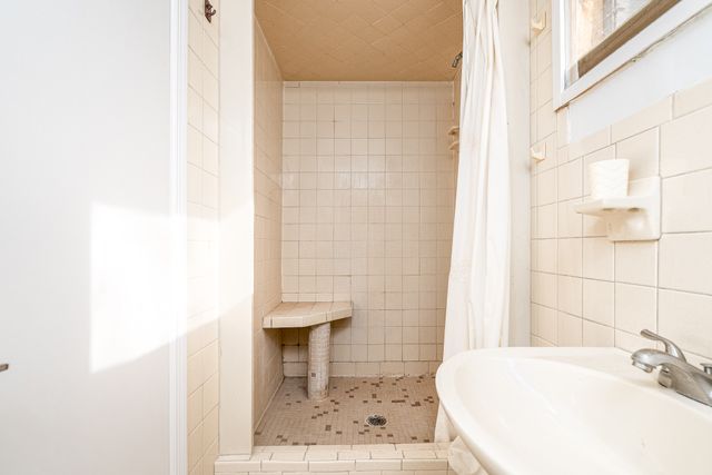 2212 Riverside Dr, Nashville, TN 37216