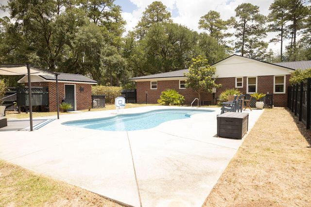 210 Jasmine Drive, Walterboro, SC 29488