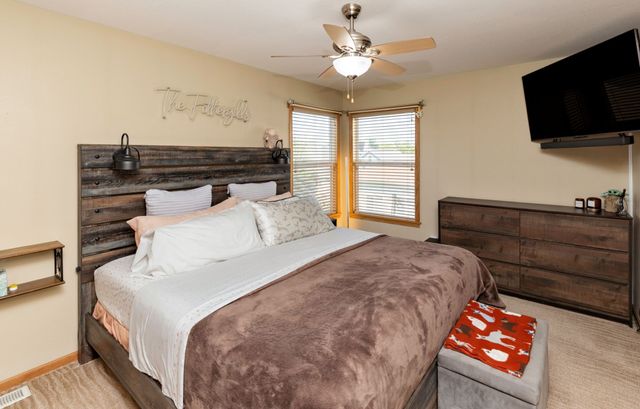 2828 SW White Birch Drive, Ankeny, IA 50023
