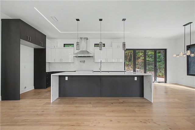 4250 Carmain Drive NE, Atlanta, GA 30342