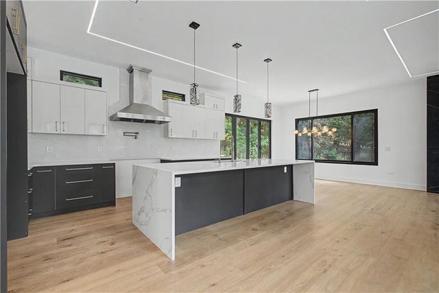 4250 Carmain Drive NE, Atlanta, GA 30342