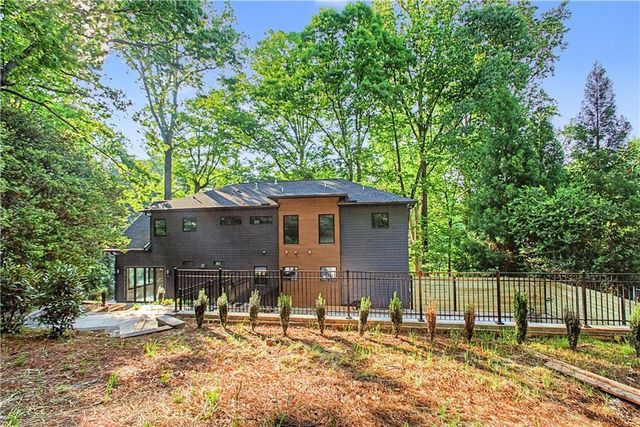4250 Carmain Drive NE, Atlanta, GA 30342