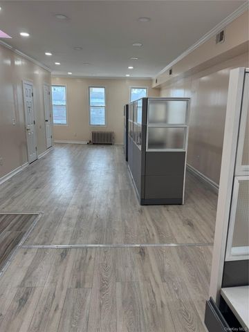 16718 Hillside Avenue 2nd floor, Jamaica, NY 11432