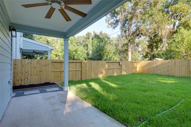 957 Ringold Street, Houston, TX 77088