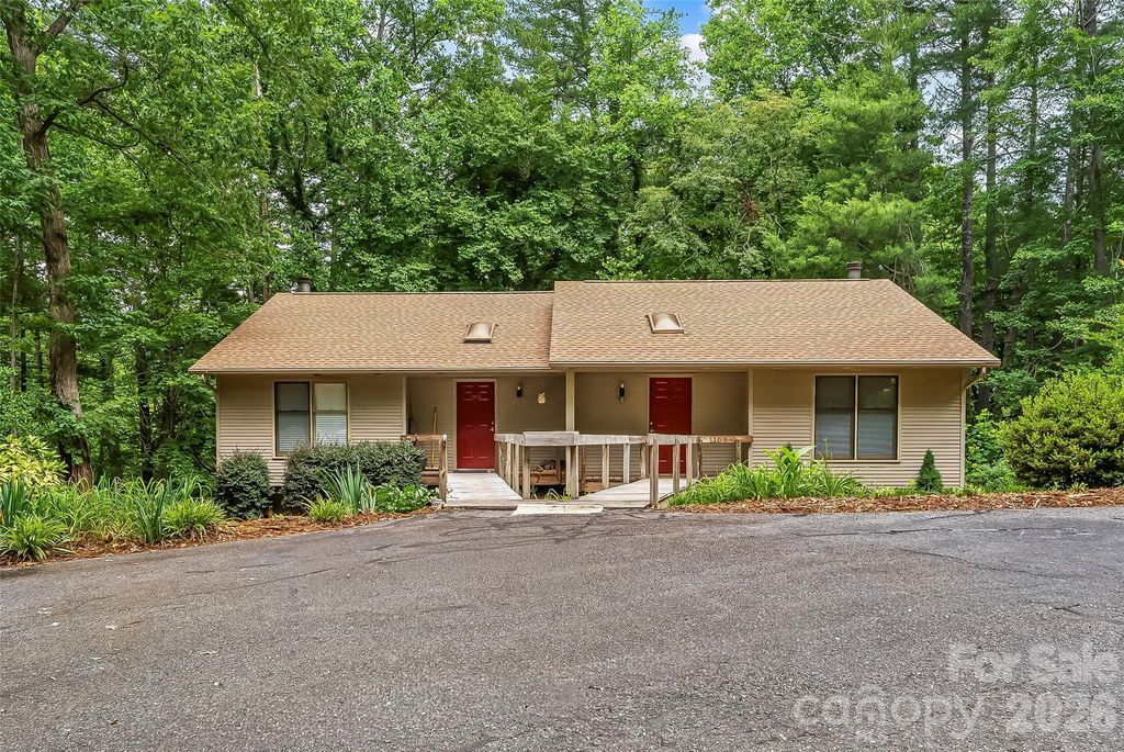 110 Wesley Drive, Morganton, NC 28655