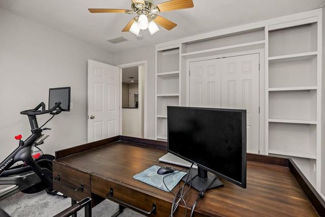 16705 Freeman Drive, Basehor, KS 66007