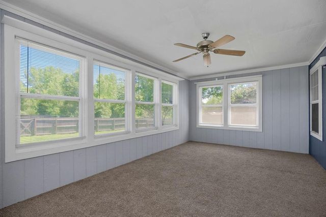 16705 Freeman Drive, Basehor, KS 66007