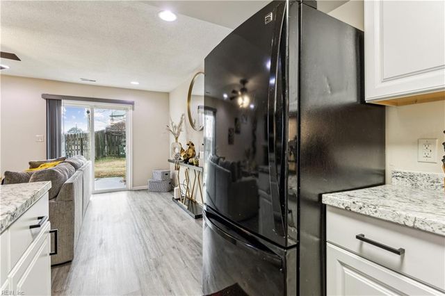 1937 Darnell DR, Virginia Beach, VA 23455