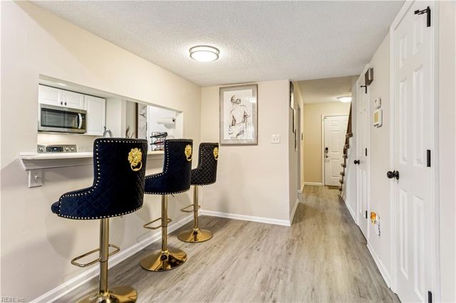 1937 Darnell DR, Virginia Beach, VA 23455